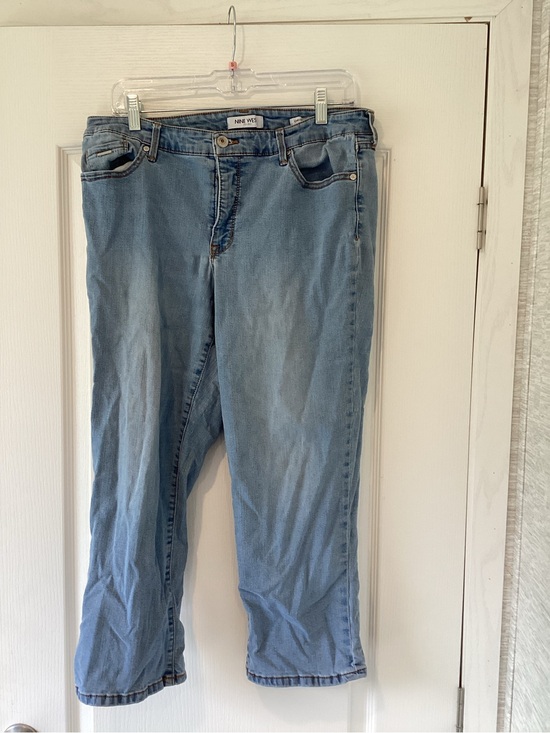 Nine West Denim - Nine West Light Blue Cropped capri Straight Jeans 14 EUC